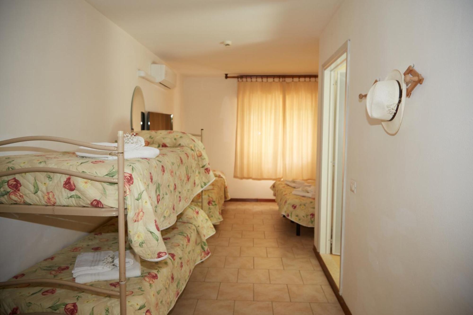 Hotel Italiacervia Cervia Exterior foto