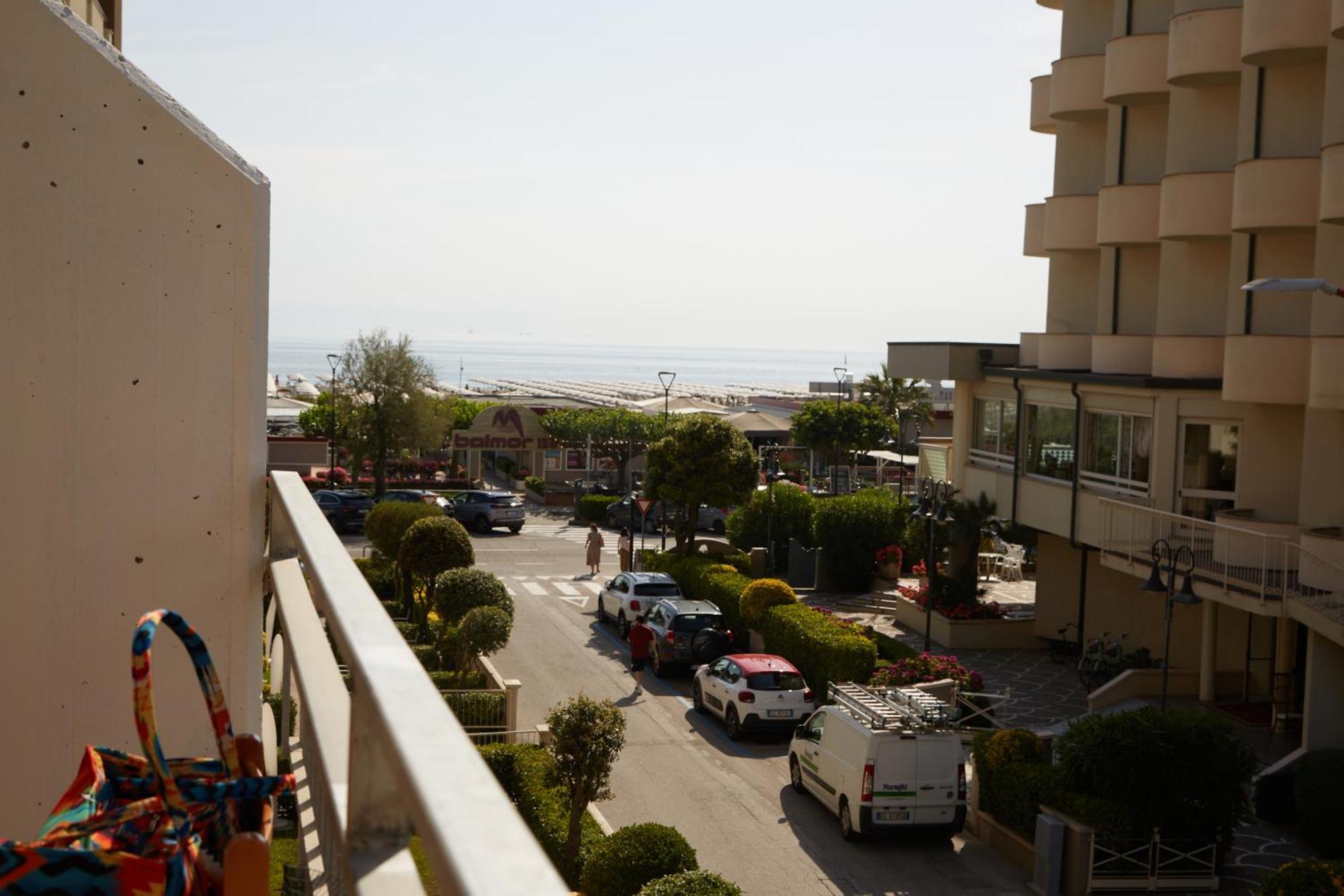 Hotel Italiacervia Cervia Exterior foto